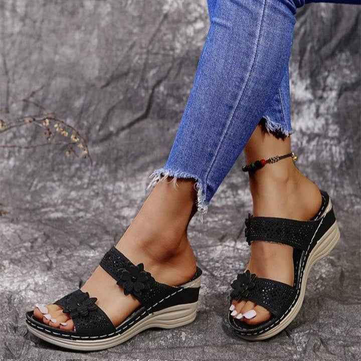 Sursell Women Casual Shoes Vintage Flower Fish Mouth Sandals - JustCuban